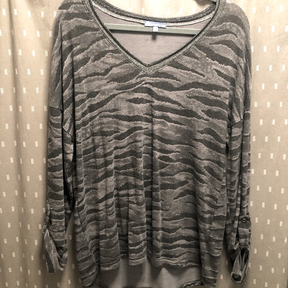 Long sleeve shirt
